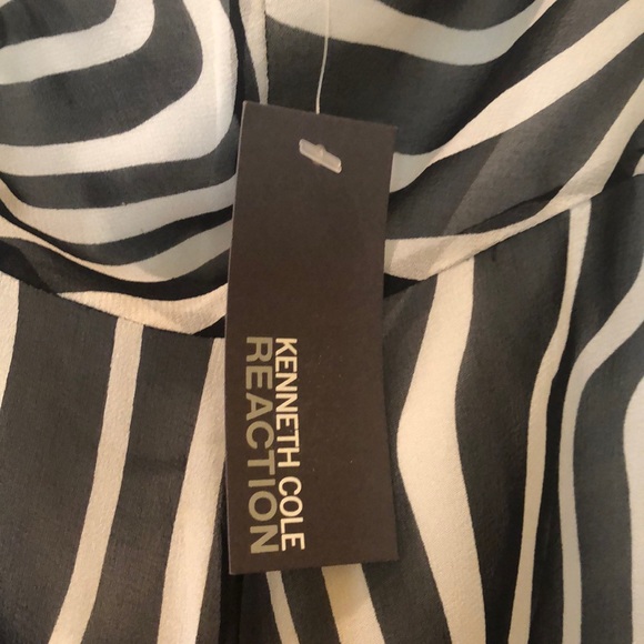 Kenneth Cole Reaction skirt - Picture 2 of 5
